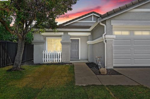 477 Debra Lee Ct, Tracy, CA 95376-2063