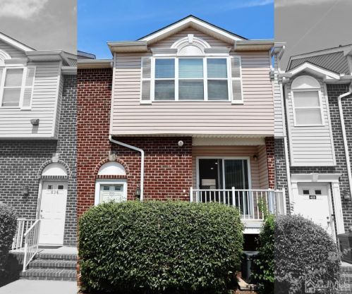 426 Great Beds Ct, Perth Amboy, NJ 08861-5206