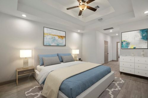 620 Longhorn Trl, Angleton TX 77515-9623 exterior