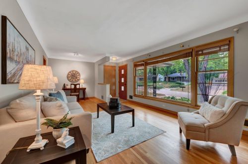 2476 Aglen St, Saint Paul MN  55113-3310 exterior