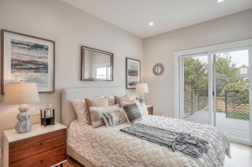 260 Girard St, San Francisco CA 94134-2110 exterior