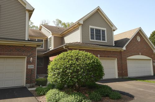 13294 Greenleaf Ct, Palos Heights, IL 60463-3152