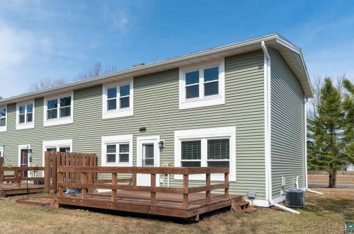 902 Madison Ave, Duluth, MN 55811-5932