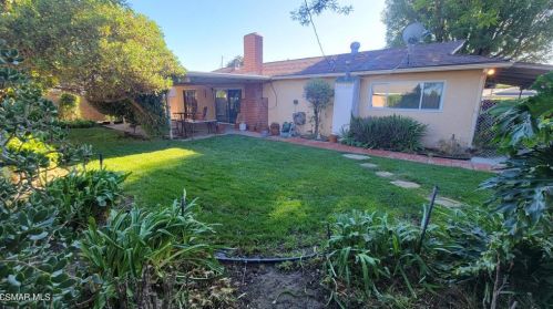 2105 Hurles Ave, Simi Valley CA 93063-2731 exterior