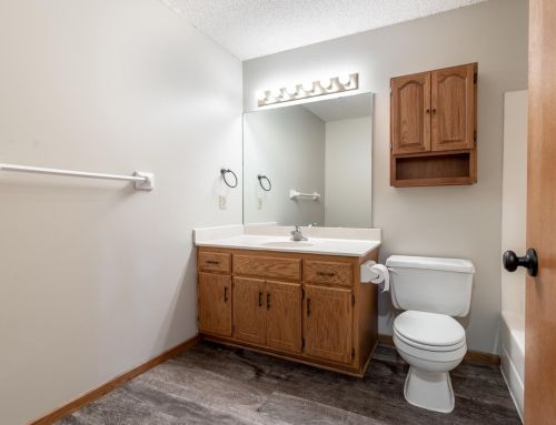 14712 Endicott Way, Saint Paul MN  55124-6491 exterior