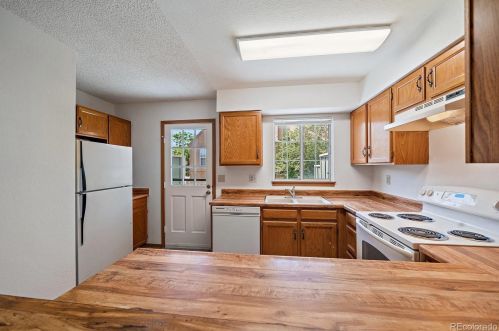 11996 Kepner Dr, Denver CO 80012-3286 exterior