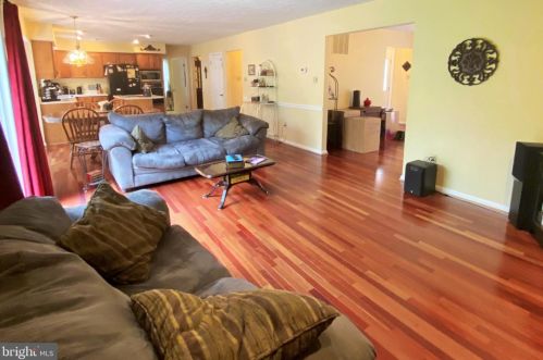 232 Lower Magothy Beach Rd, Severna Park MD  21146-2122 exterior