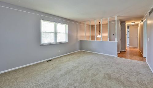 545 Bessinger Dr, Cincinnati OH 45240-3956 exterior