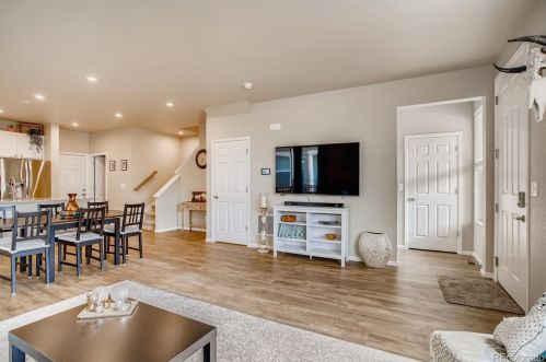 15957 Otero Ave, Englewood CO 80112 exterior