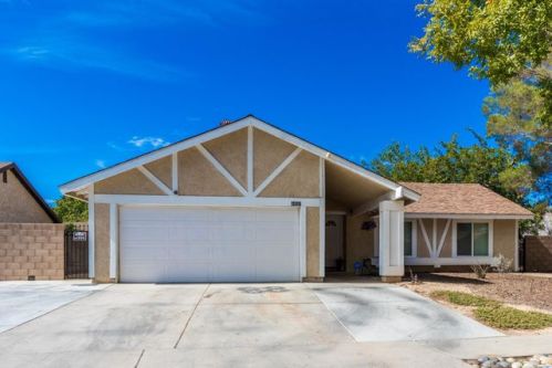 44041 Glenraven Rd, Lancaster, CA 93535-3650