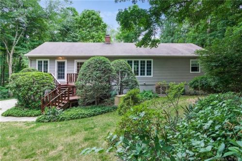 25 Ridge Ln, Wilton, CT 06897-4521