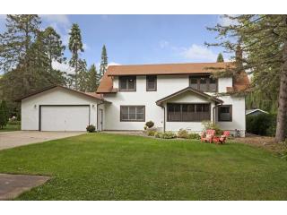 915 County Road B, Saint Paul, MN 55113-4406