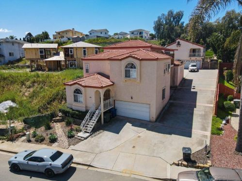 86 Las Flores Dr, Chula Vista CA  91910-1966 exterior