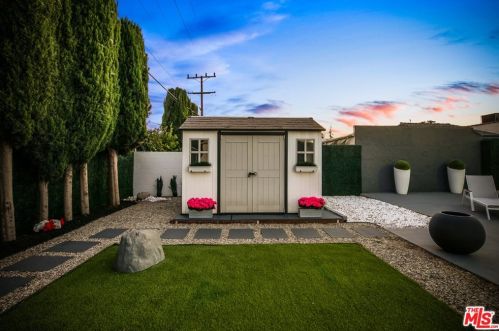 612 Ivy St, Glendale CA  91204-1027 exterior