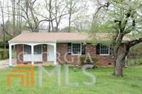 385 Oak Dr, Atlanta GA  30354-2634 exterior