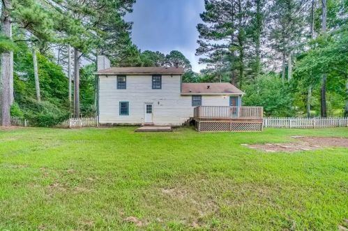 202 Farmbrook Pkwy, Stockbridge GA  30281-1157 exterior