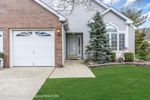3 Rye Ct, Jackson Twp, NJ 08527-3998