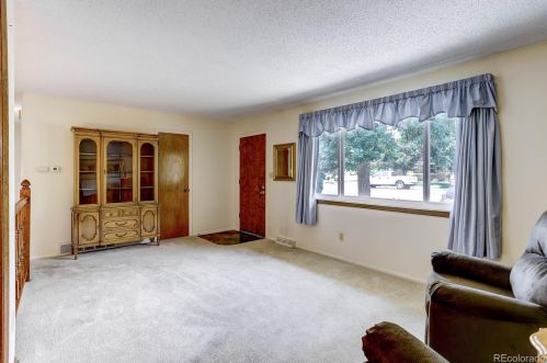 1804 Albany Ave, Loveland, CO 80538-4118