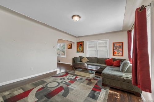7010 Krameria St, Denver, CO 80022-2033