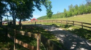 261 Tipple Ln, Jellico, TN 37762-4647