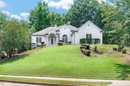 701 Deerwood Dr, Stockbridge GA  30281-6321 exterior