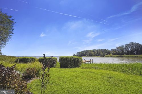 4833 Idlewilde Rd, Shady Side, MD 20764-9769