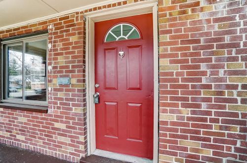 2033 Dallas Ave, Cincinnati OH  45239-4752 exterior