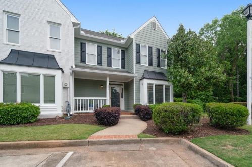 1001 Saddle Hl, Marietta, GA 30068-4916