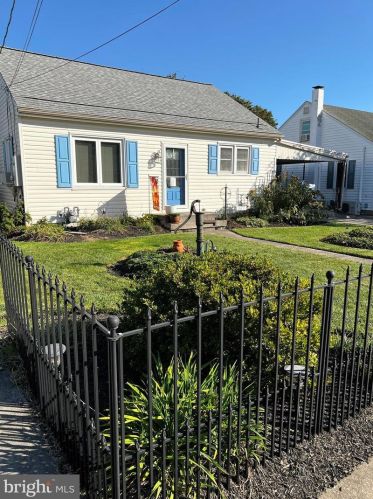 611 Moul Ave, Hanover, PA 17331-1546