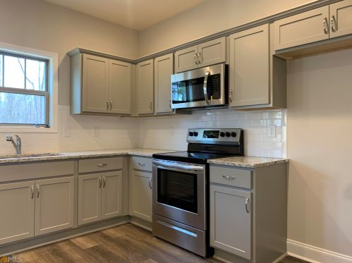 1801 River Shoals Dr, Conyers GA  30012-6633 exterior