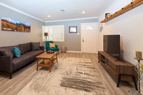 840 Ursula St, Denver CO  80011-6656 exterior