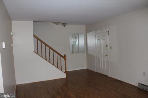 34 Standish Ct, Charles Town WV  25414-5376 exterior
