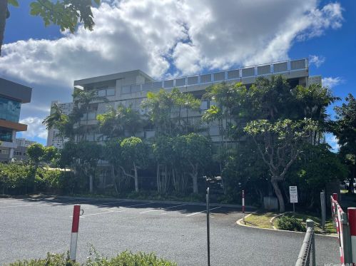 1643 Clark St, Honolulu HI  96822-4859 exterior