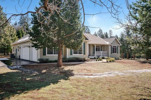 5755 Little Oak Ln, Michigan Bluff, CA 95631-9249