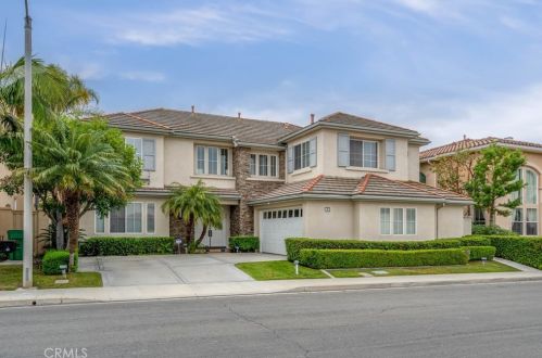 19 Vetrina, Irvine, CA 92606-8914