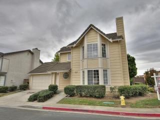 34141 Gannon Ter, Fremont, CA 94555-1943