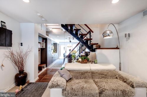 1226 Gerritt St, Philadelphia, PA 19147-4923