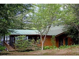 15 Norman Dr, Grahamville, VT 05149-9583