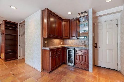 6535 Rycroft Dr, Riverside CA  92506-5314 exterior