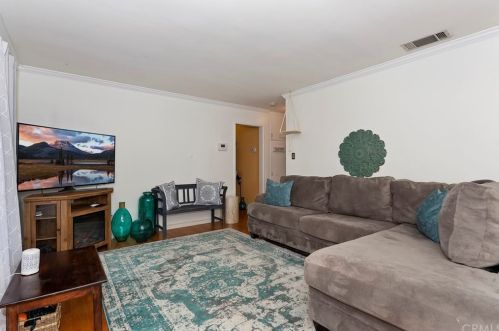 3656 Harding St, Riverside CA  92506-2621 exterior