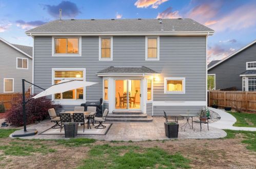 21984 Oxford Pl, Denver CO 80014-5137 exterior