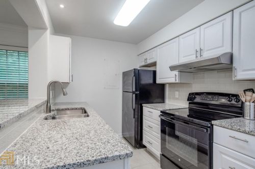 34 Arpege Way, Atlanta GA  30327-1020 exterior