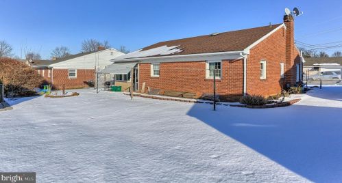 340 George St, Hanover PA 17331-1912 exterior