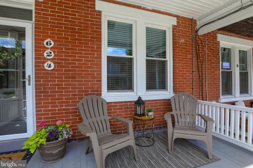 624 Pine St, Lancaster PA  17603-2824 exterior