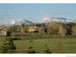 4932 Valkyrie Dr, Boulder, CO 80301-4390