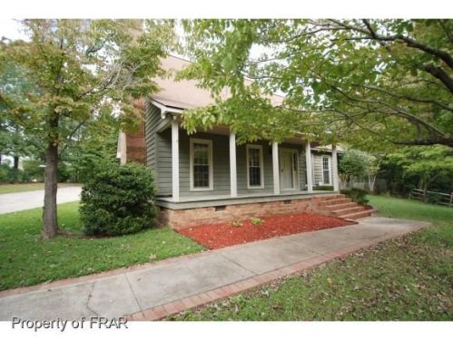 101 Pine St, Lillington, NC 27546-8420
