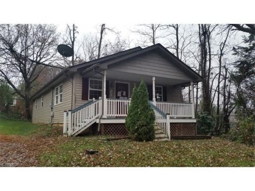180 Maple St, Clyde, NC 28721-8051