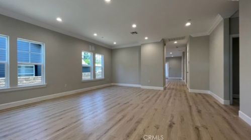 233 Commercial St, San Dimas, CA 91773-3018