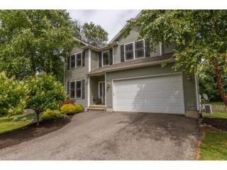 2555 Spring Lake Blvd, Concord Township, OH 44077-4978
