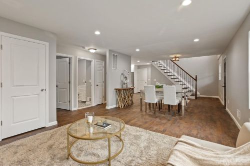 54 Howard Ave, Edison NJ  08837-3432 exterior
